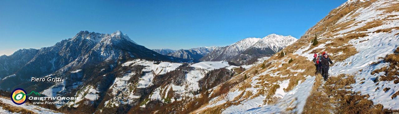 22 Panoramica verso Alben, Passo di Zambla e Menna.jpg